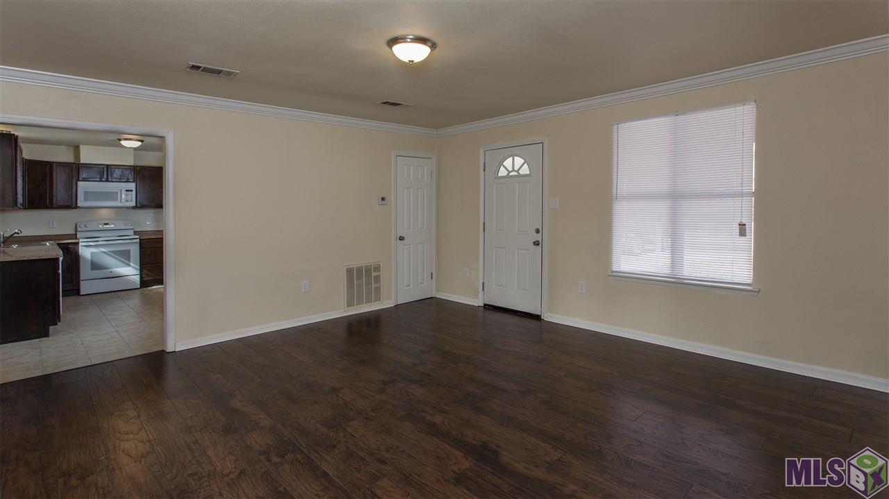 15336 Jester Avenue Baton Rouge, LA 70816 - Photo 4 of 17 Gallery Image 4