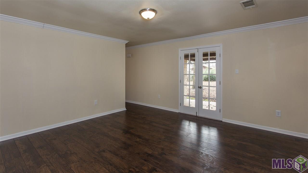 15336 Jester Avenue Baton Rouge, LA 70816 - Photo 6 of 17 Gallery Image 6