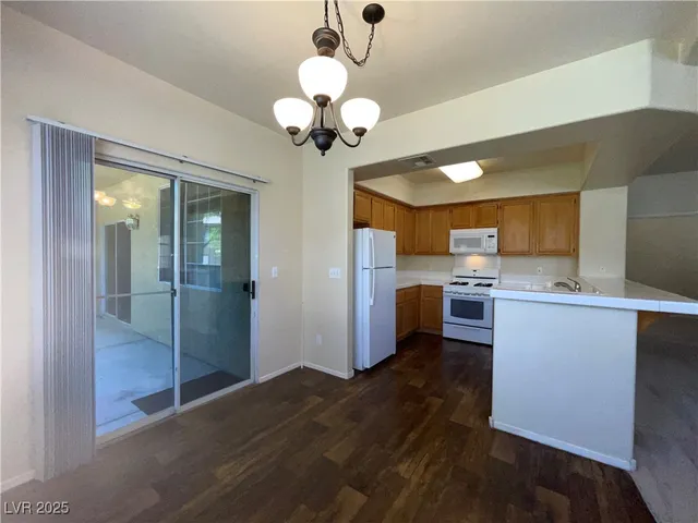 $1,620 | 9901 Trailwood Drive, Unit 1064, Las Vegas, NV 89134
