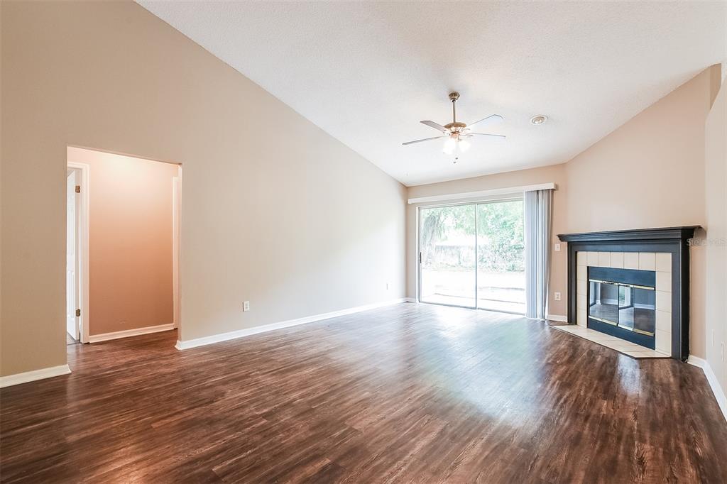 337 Mantis Loop Apopka, FL 32703 - Photo 3 of 16