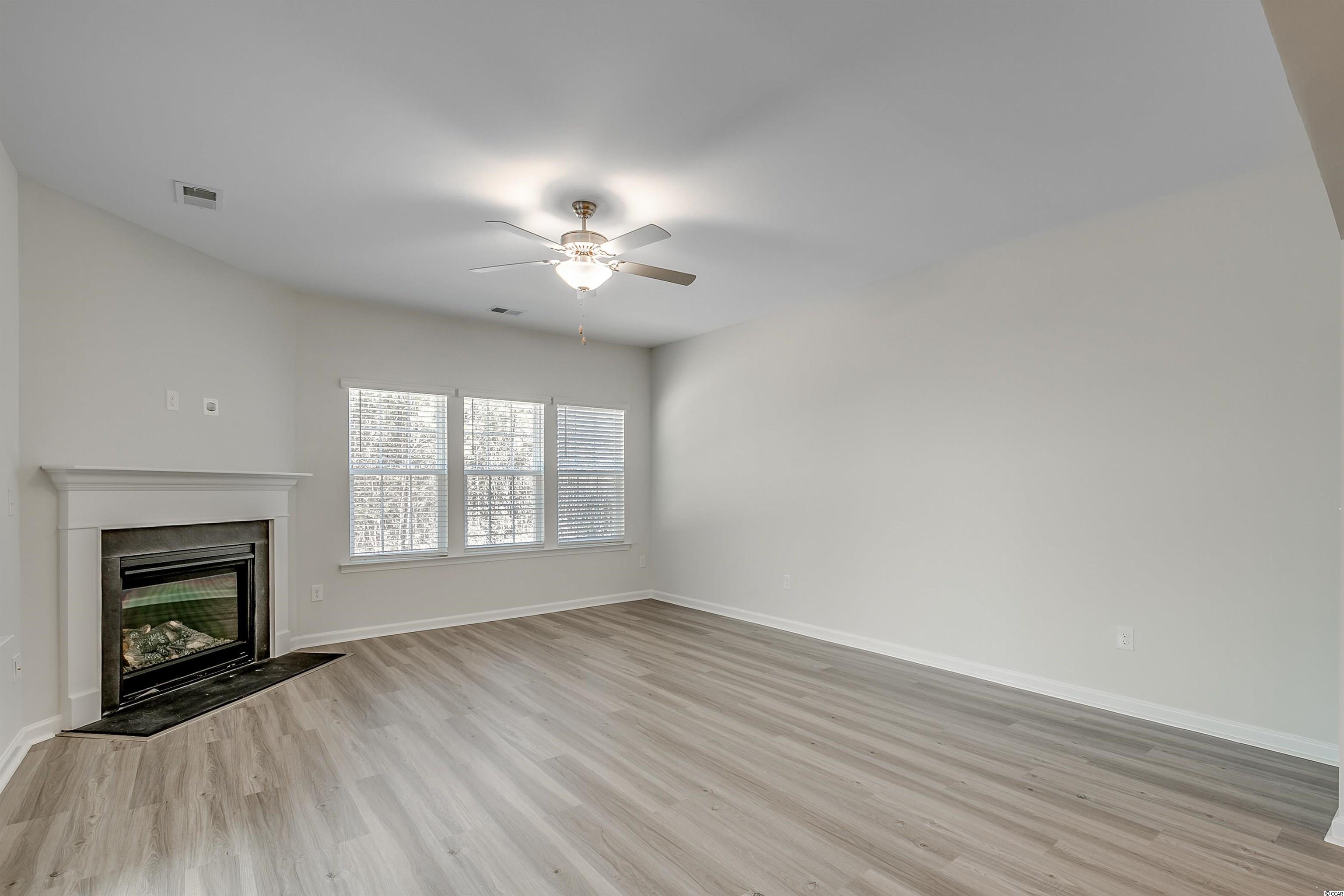 525 Canborough Lane Murrells Inlet, SC 29576 - Photo 13 of 40 Gallery Image 13
