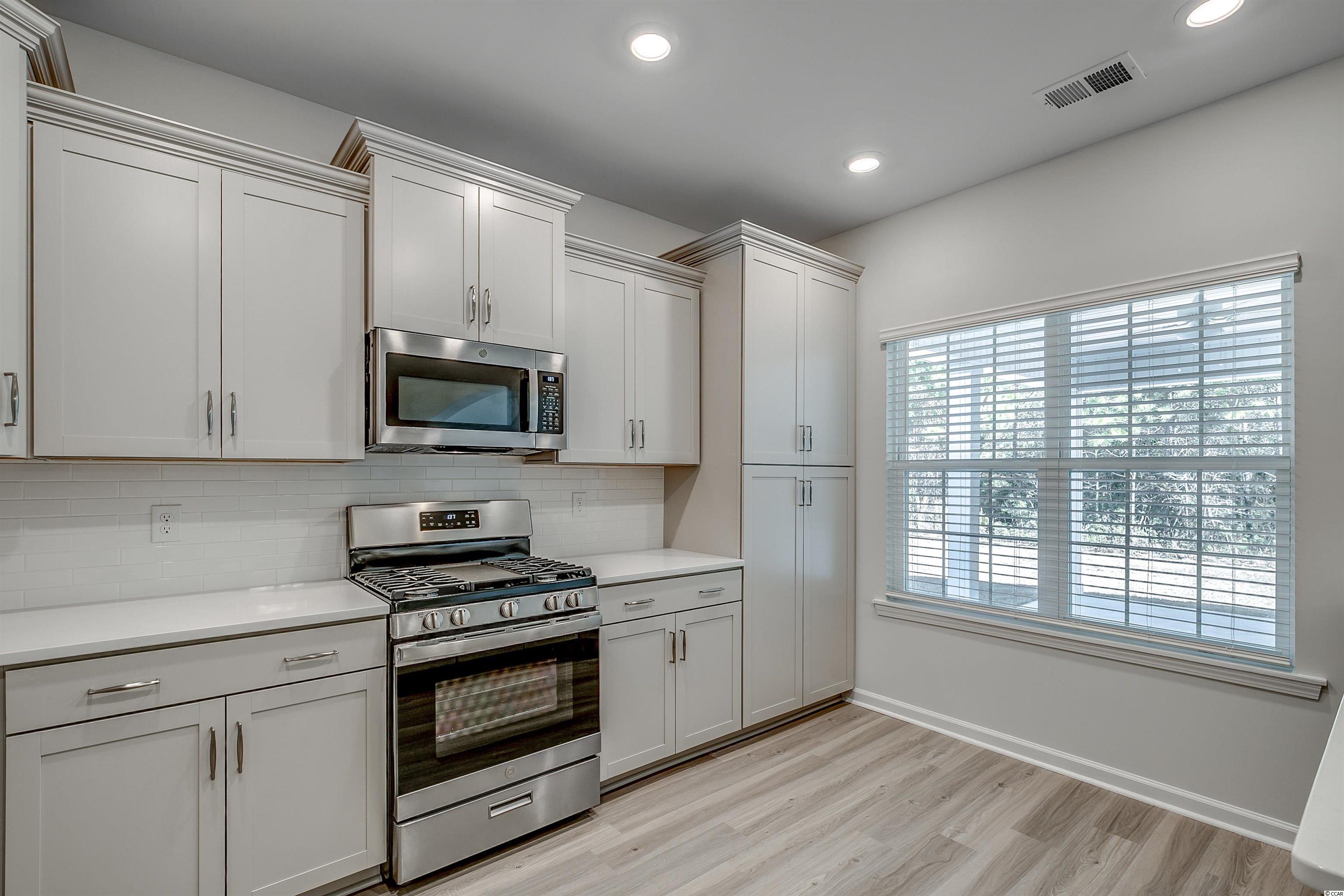 525 Canborough Lane Murrells Inlet, SC 29576 - Photo 18 of 40 Gallery Image 18