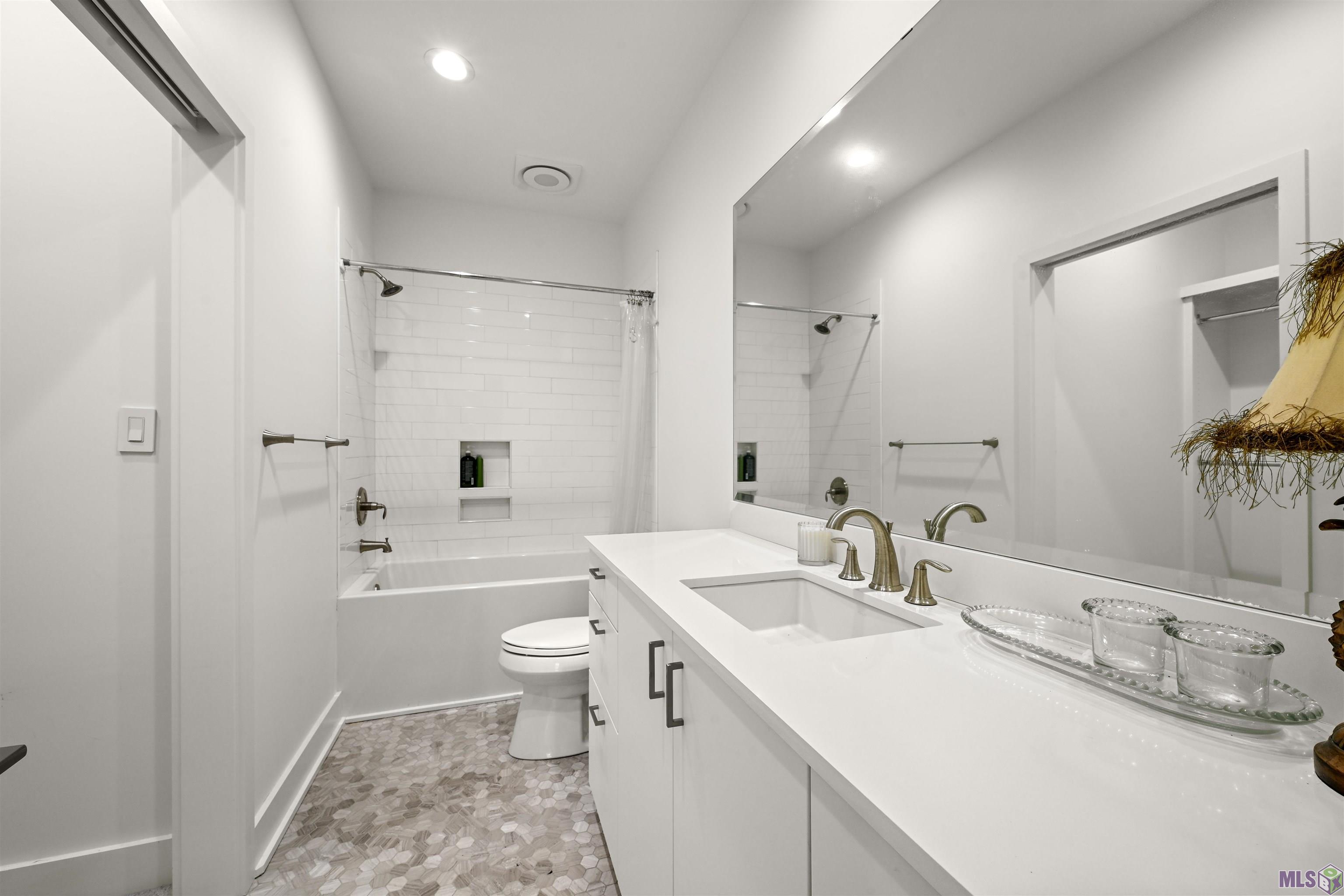 9339 Pieta Lane Baton Rouge, LA 70809 - Photo 38 of 52