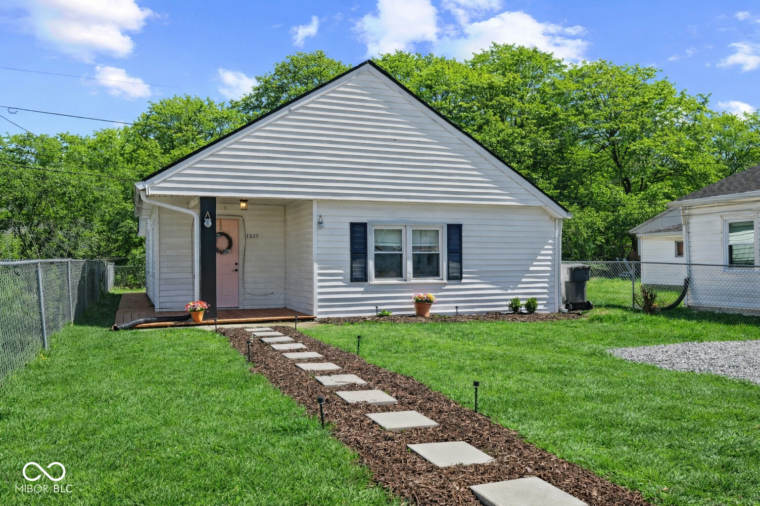 3027 Alice Avenue Indianapolis, IN 46237 - Photo 2 of 14