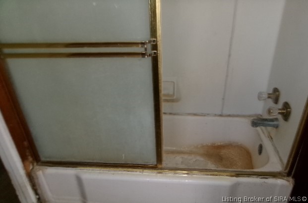 1022 Lincoln Avenue Bedford, IN 47421 - Photo 13 of 16