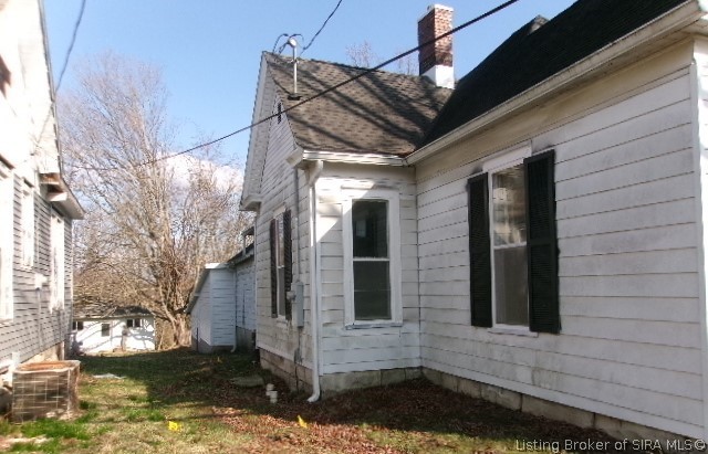 1022 Lincoln Avenue Bedford, IN 47421 - Photo 2 of 16