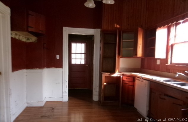 1022 Lincoln Avenue Bedford, IN 47421 - Photo 5 of 16