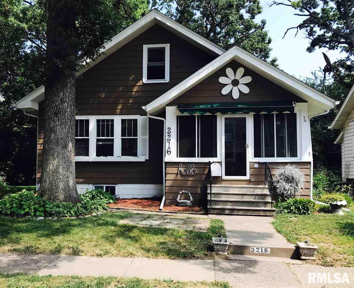 3216 15th Street Moline, IL 61265 - Photo 1 of 20