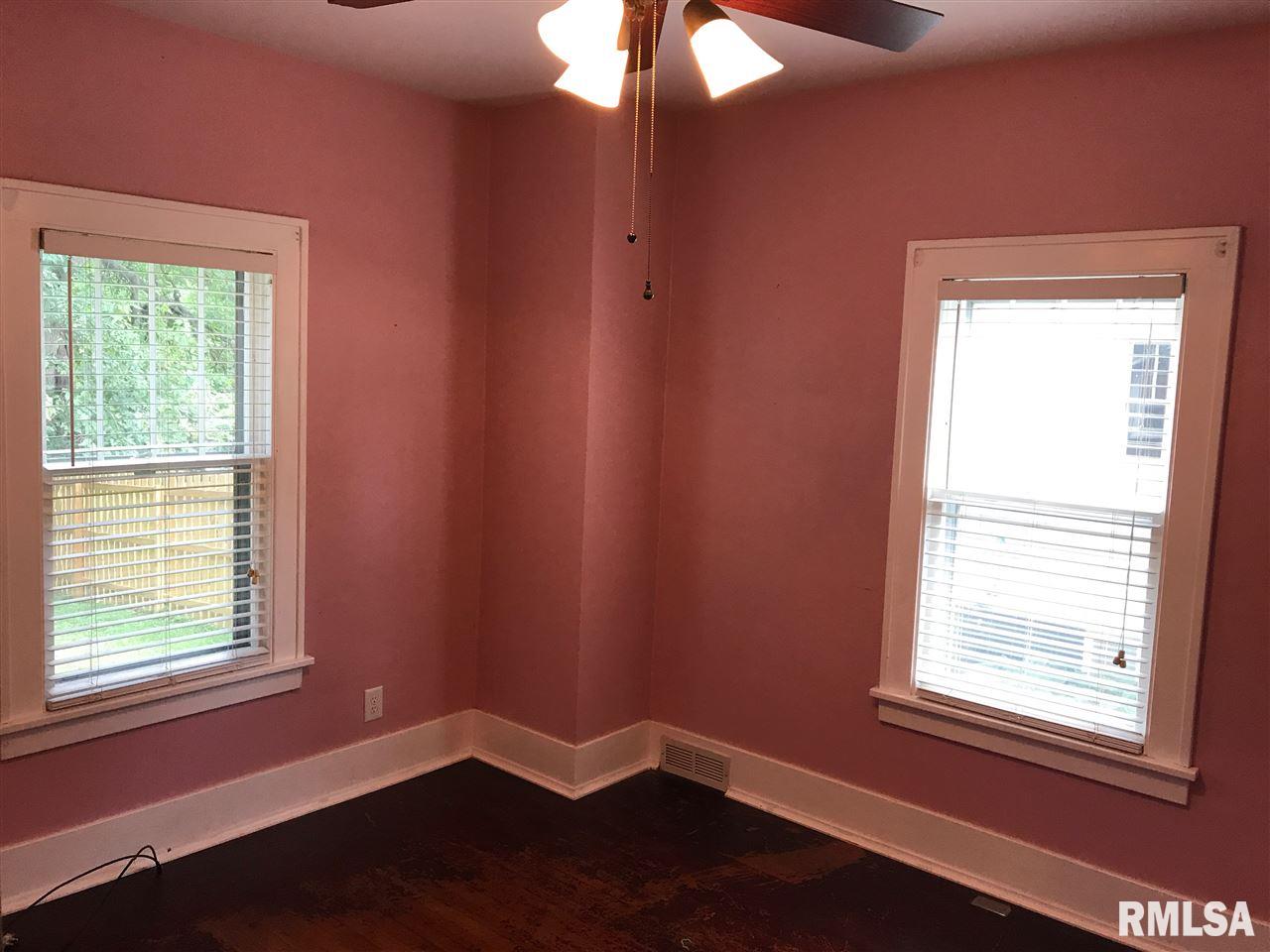 3216 15th Street Moline, IL 61265 - Photo 15 of 20
