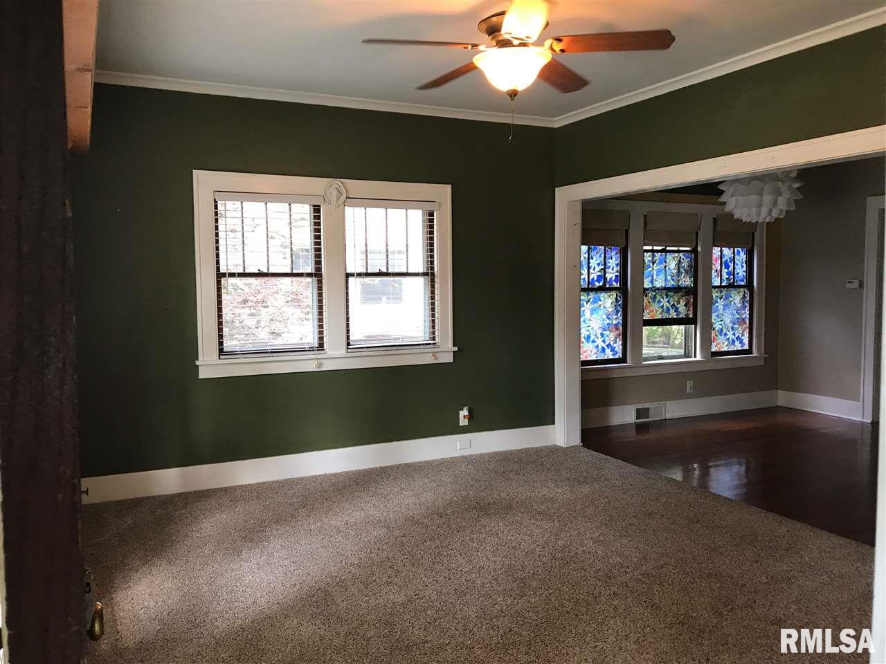3216 15th Street Moline, IL 61265 - Photo 3 of 20