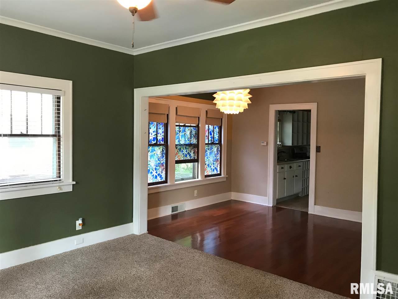 3216 15th Street Moline, IL 61265 - Photo 4 of 20