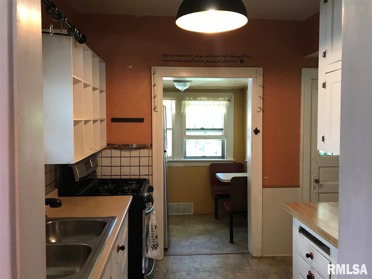 3216 15th Street Moline, IL 61265 - Photo 10 of 20