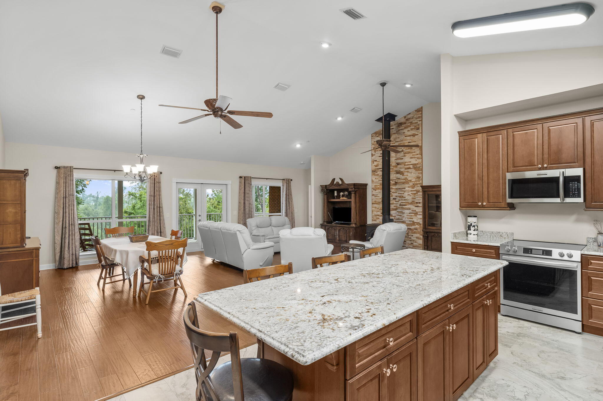 13935 Blue Springs Road Youngstown, FL 32466 - Photo 14 of 142 14-web-or-mls-HOUSE-22