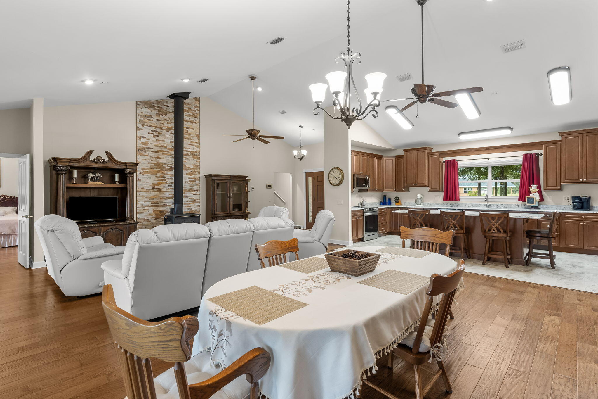 13935 Blue Springs Road Youngstown, FL 32466 - Photo 16 of 142 16-web-or-mls-HOUSE-24