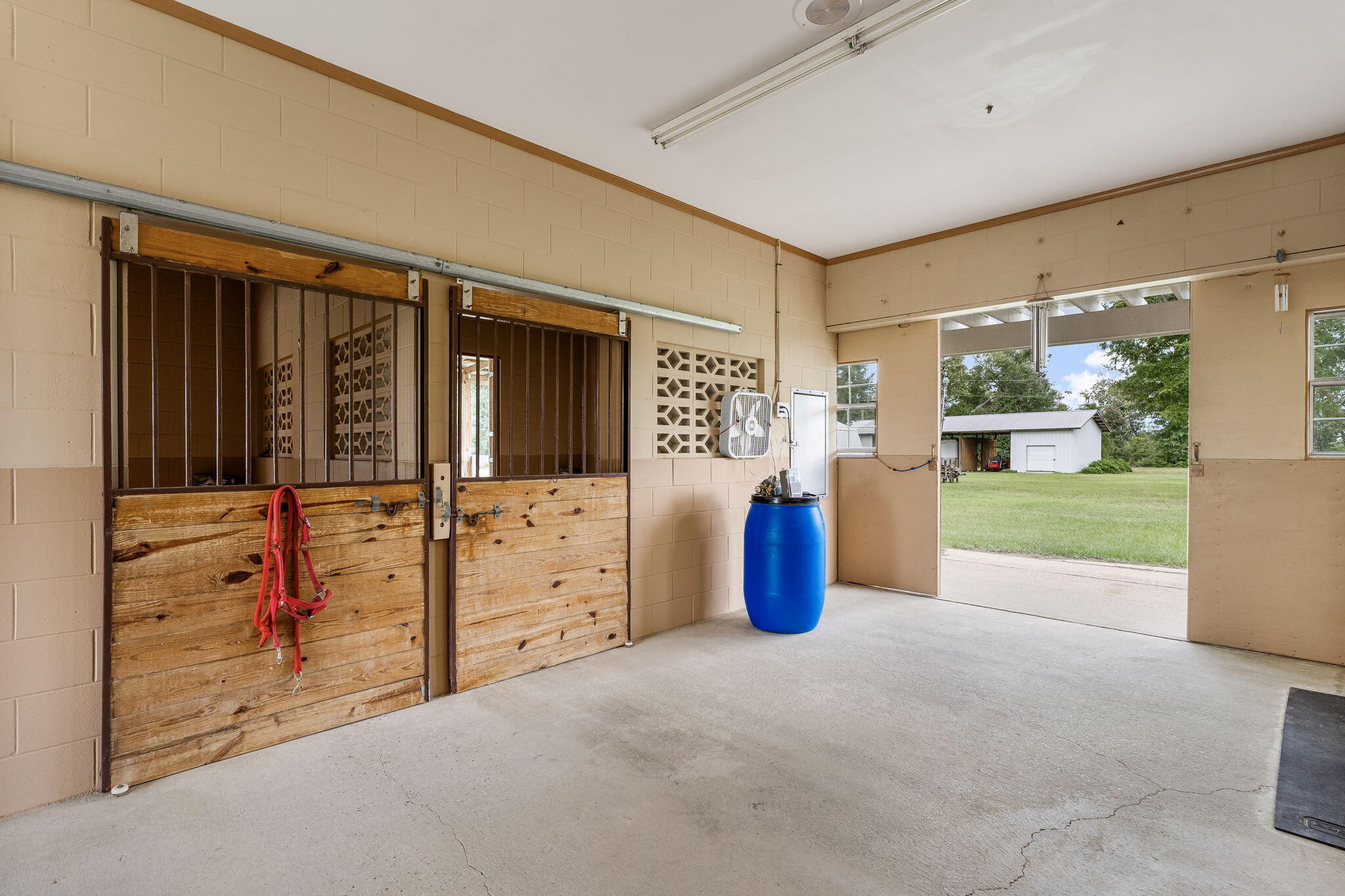 13935 Blue Springs Road Youngstown, FL 32466 - Photo 63 of 142 63-web-or-mls-BARN-13