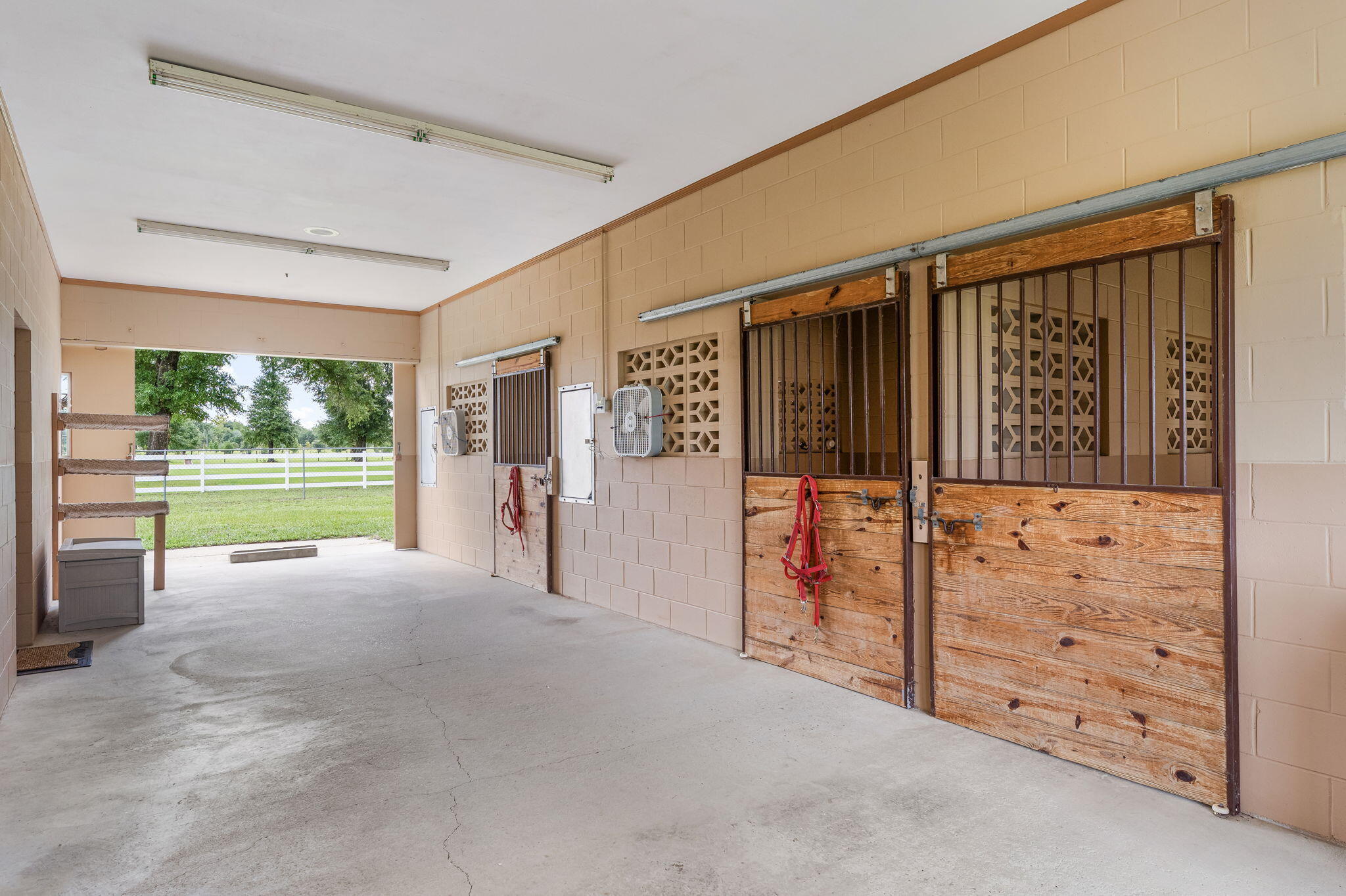 13935 Blue Springs Road Youngstown, FL 32466 - Photo 65 of 142 65-web-or-mls-BARN-15