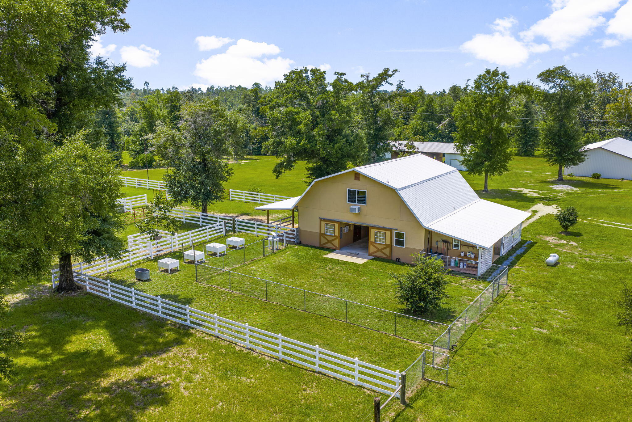 13935 Blue Springs Road Youngstown, FL 32466 - Photo 92 of 142 92-web-or-mls-BARN-42