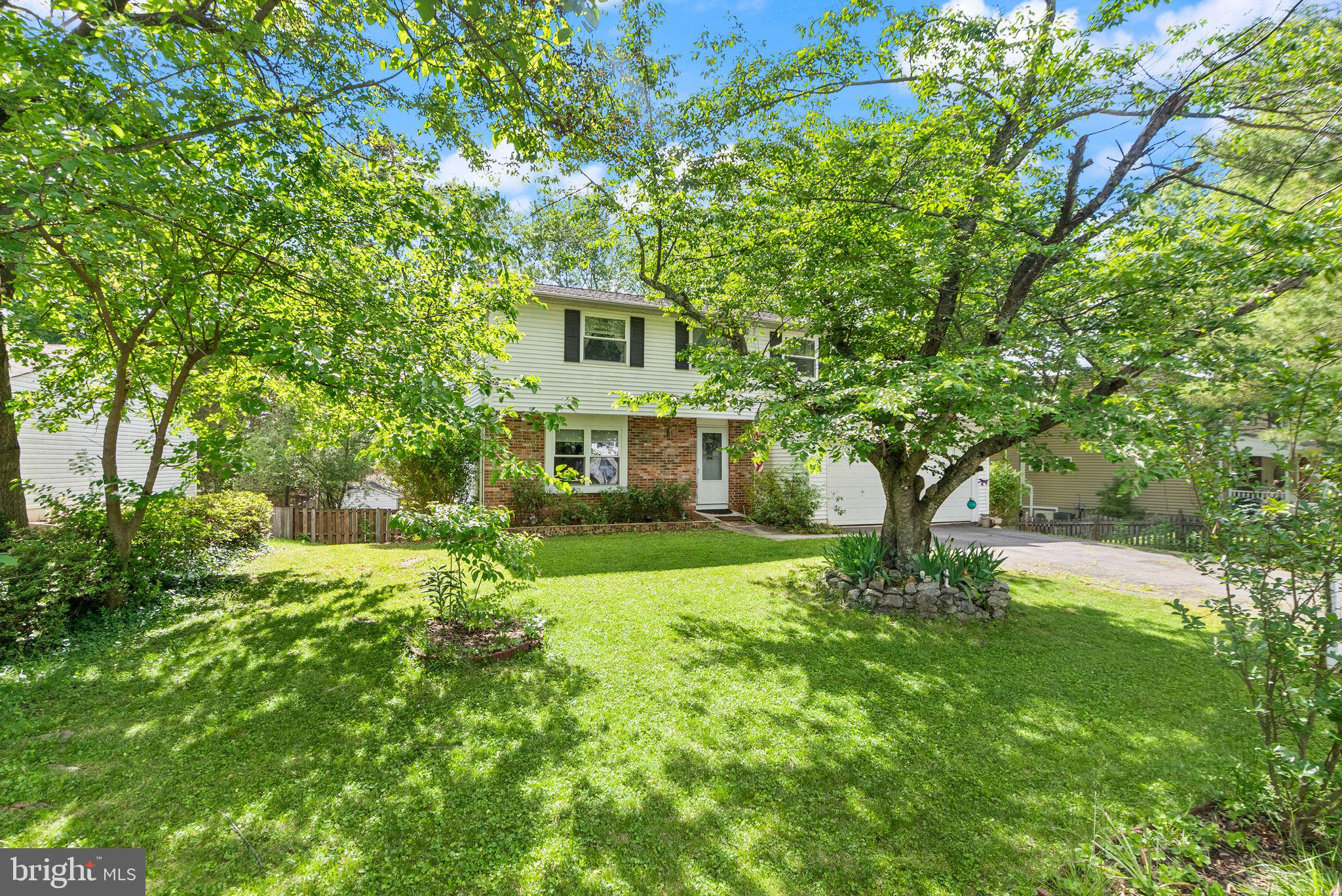 8196 Oakglen Road Manassas, VA 20110 - Photo 3 of 53