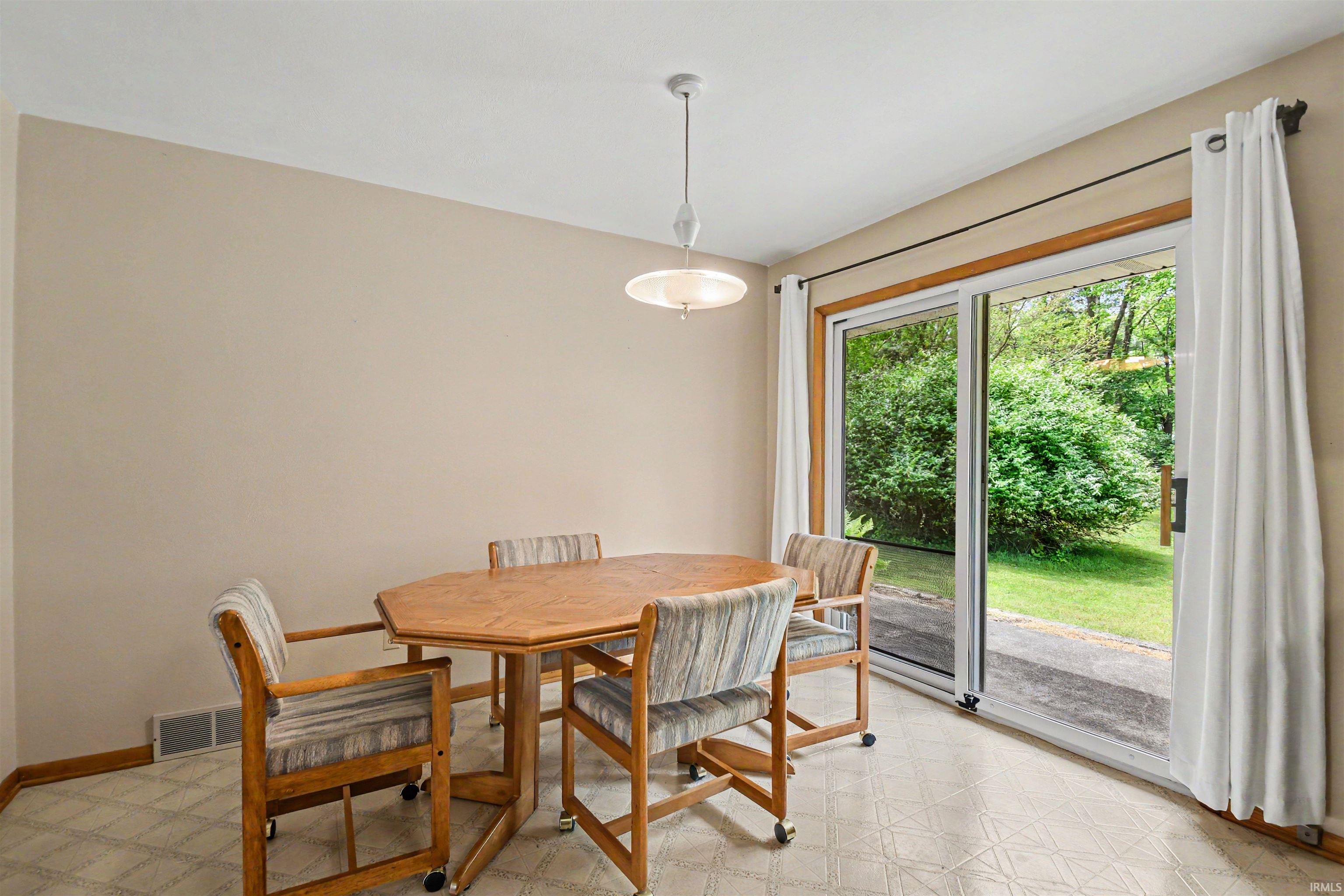 20861 Darden Road South Bend, IN 46628 - Photo 12 of 30 Gallery Image 12