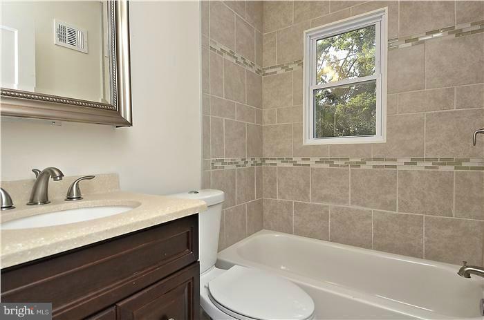 1907 Ridge Place Southeast Washington, DC 20020 - Photo 5 of 13 Bath