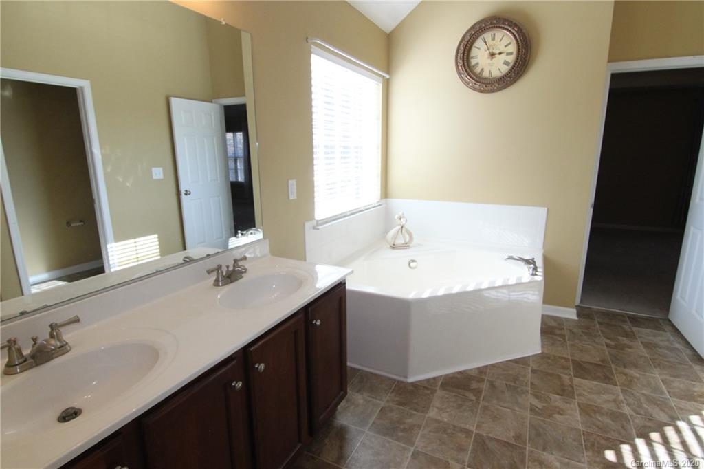 5229 Sunriver Road Gastonia, NC 28054 - Photo 39 of 48 Gallery Image 39