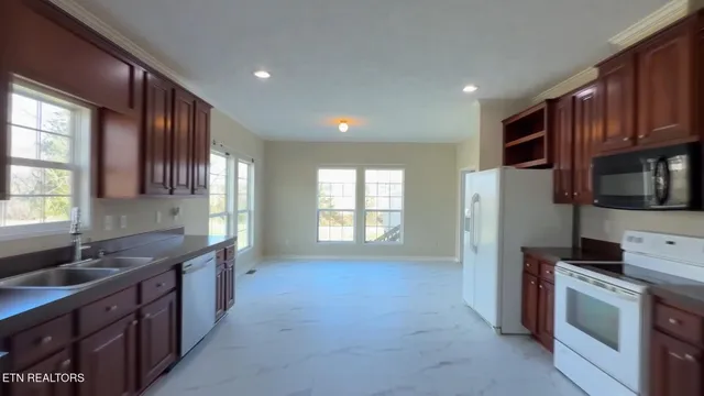 $425,000 | 995 Gilbreath Mill Road, Mosheim, TN 37818