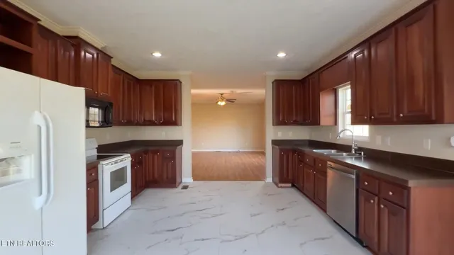 $425,000 | 995 Gilbreath Mill Road, Mosheim, TN 37818