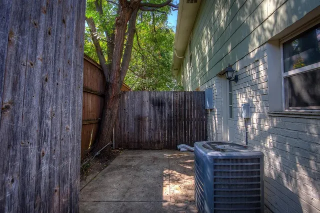 a house view with a backyard space