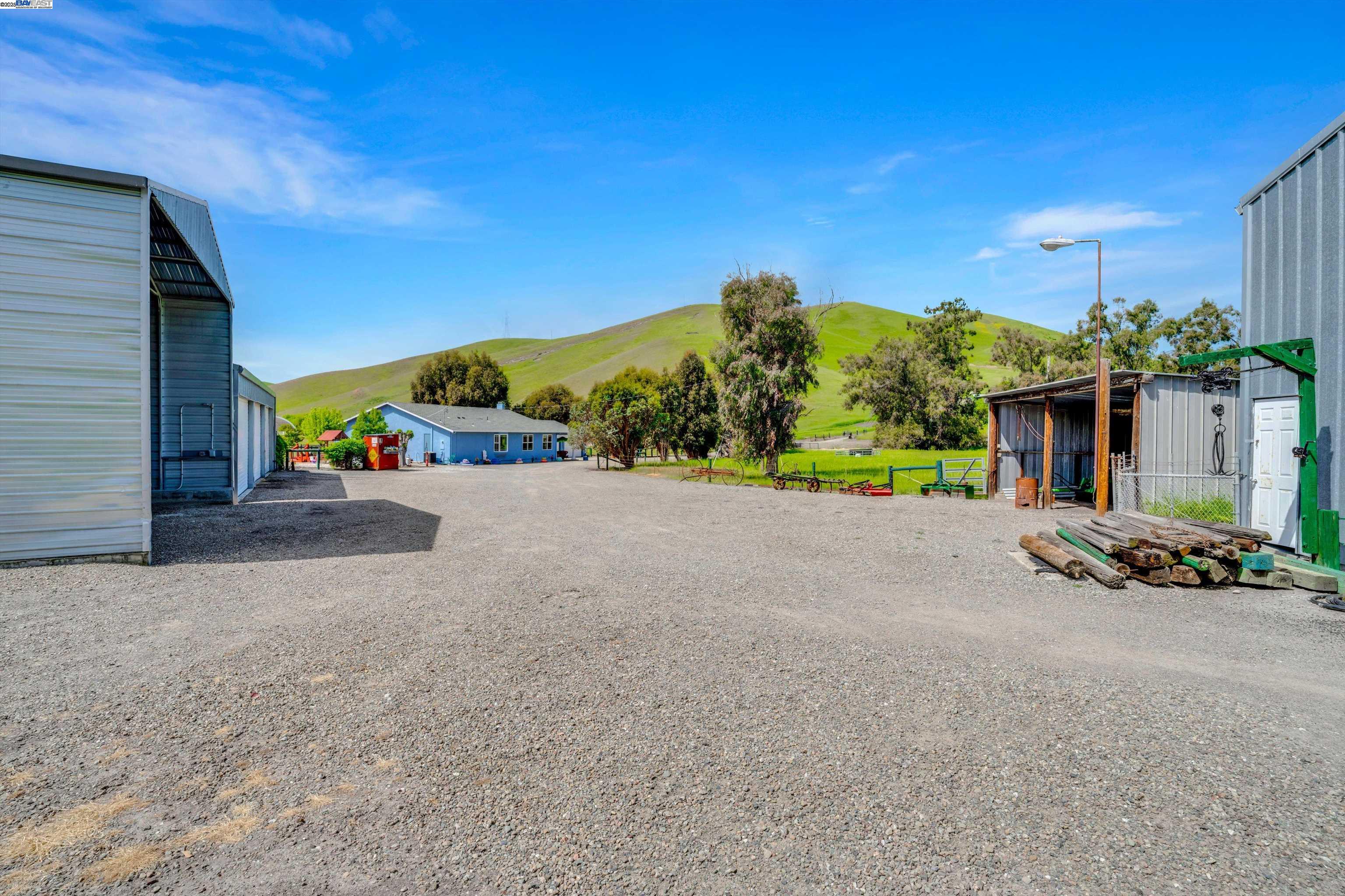 7033 Collier Canyon Road Livermore, CA 94551 - Photo 40 of 50