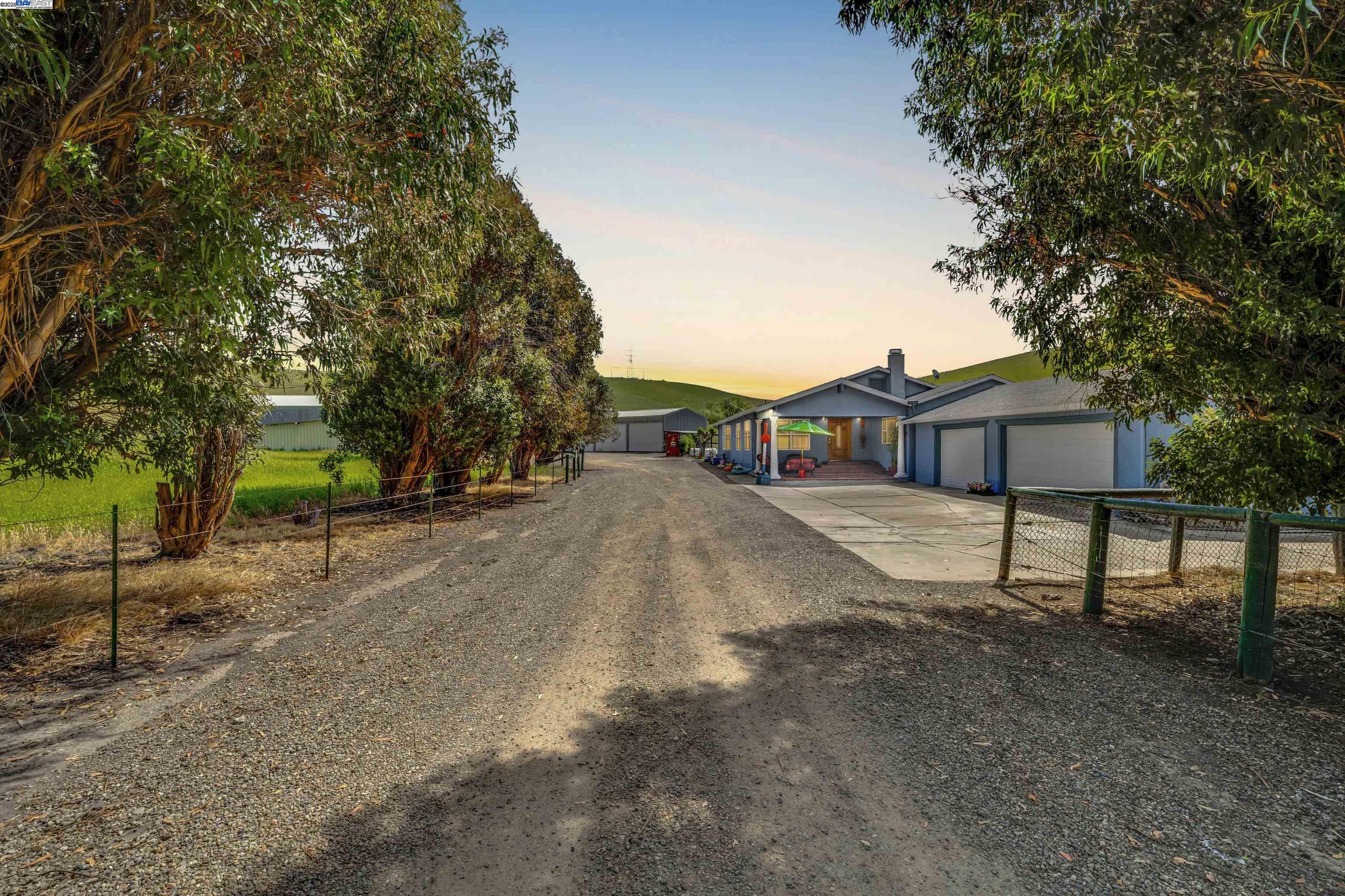 7033 Collier Canyon Road Livermore, CA 94551 - Photo 6 of 50