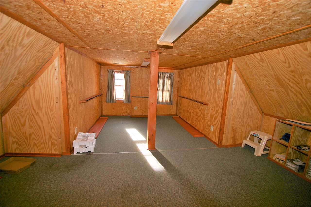87 Brown Road Tuftonboro, NH 03816 - Photo 23 of 31