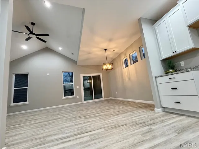 $291,500 | 207 Jimmy H Drive, Jonesburg, MO 63351