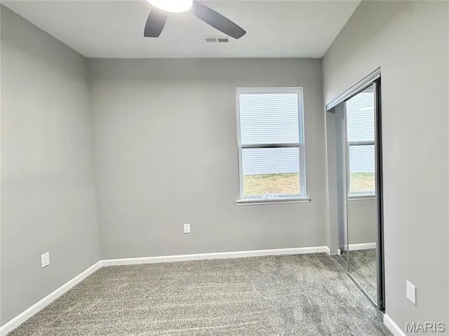 $291,500 | 207 Jimmy H Drive, Jonesburg, MO 63351