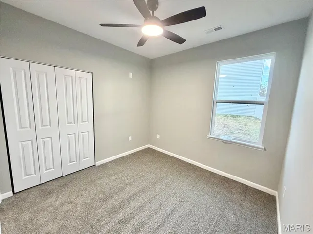 $291,500 | 207 Jimmy H Drive, Jonesburg, MO 63351