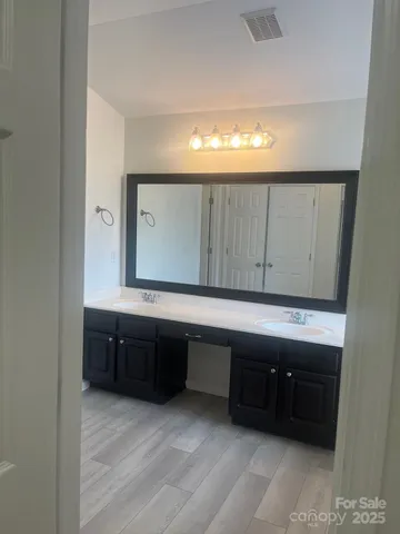 $370,000 | 1139 Vine Cliff Lane, Charlotte, NC 28214