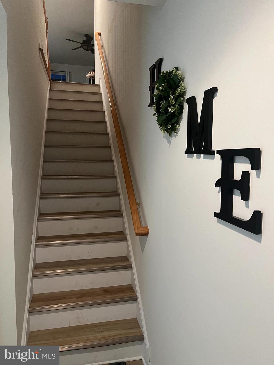 302 Lisa Way Cinnaminson, NJ 08077 - Photo 4 of 17