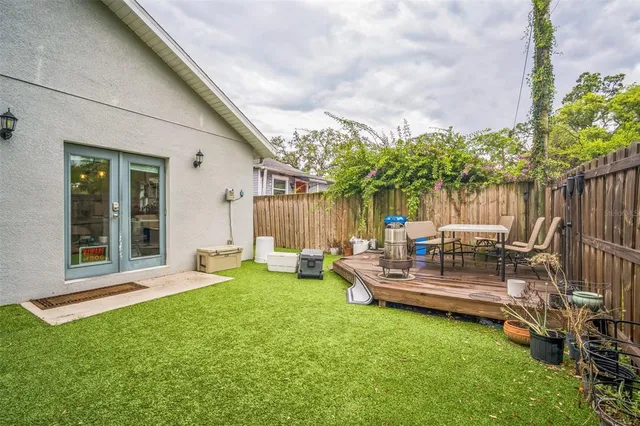 a view of outdoor space