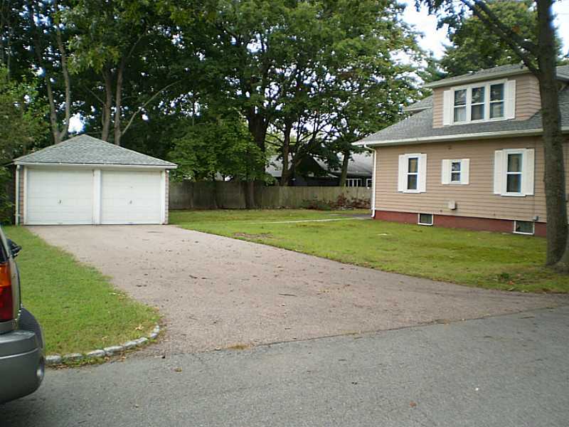 131 Wendell Road Warwick, RI 02888 - Photo 3 of 20 Exterior Front.