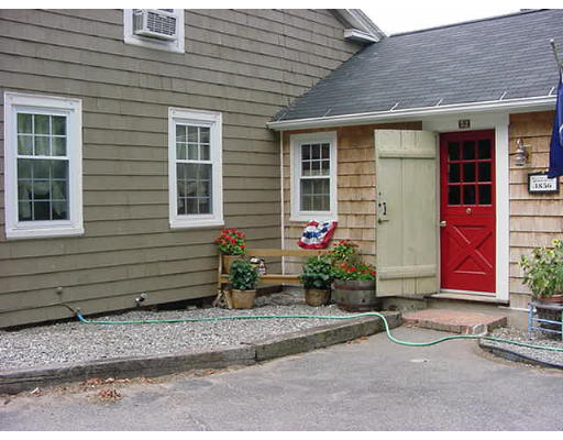 32 Hopkinton Road Westborough, MA 01581 - Photo 1 of 16 Gallery Image 1