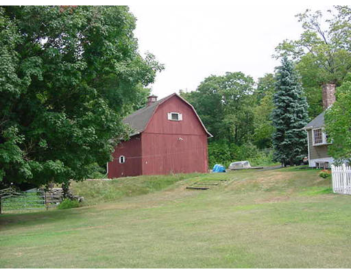 32 Hopkinton Road Westborough, MA 01581 - Photo 11 of 16 Gallery Image 11