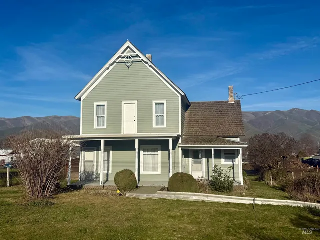 $325,000 | 1368 Chestnut Street, Clarkston, WA 99403