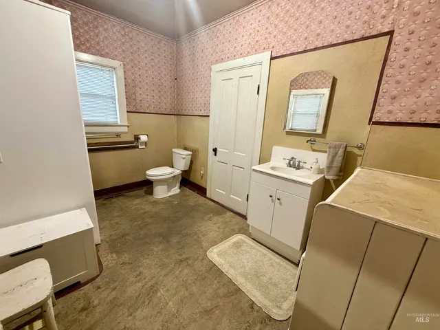 $325,000 | 1368 Chestnut Street, Clarkston, WA 99403