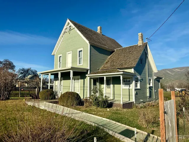 $325,000 | 1368 Chestnut Street, Clarkston, WA 99403