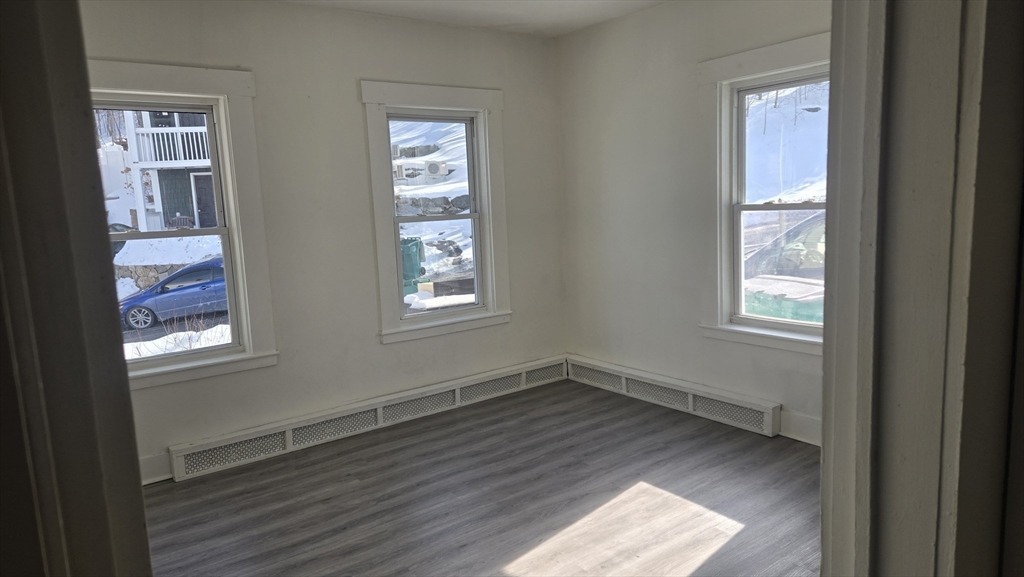 29 Beech Street, Unit 1 Fitchburg, MA 01420 - Photo 18 of 25