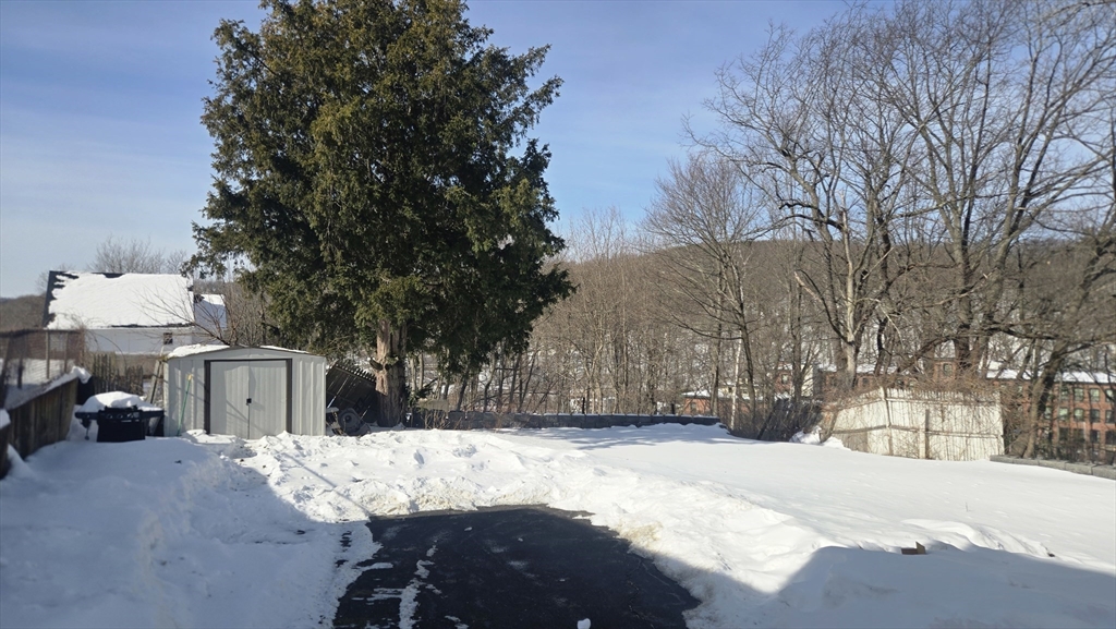 29 Beech Street, Unit 1 Fitchburg, MA 01420 - Photo 23 of 25