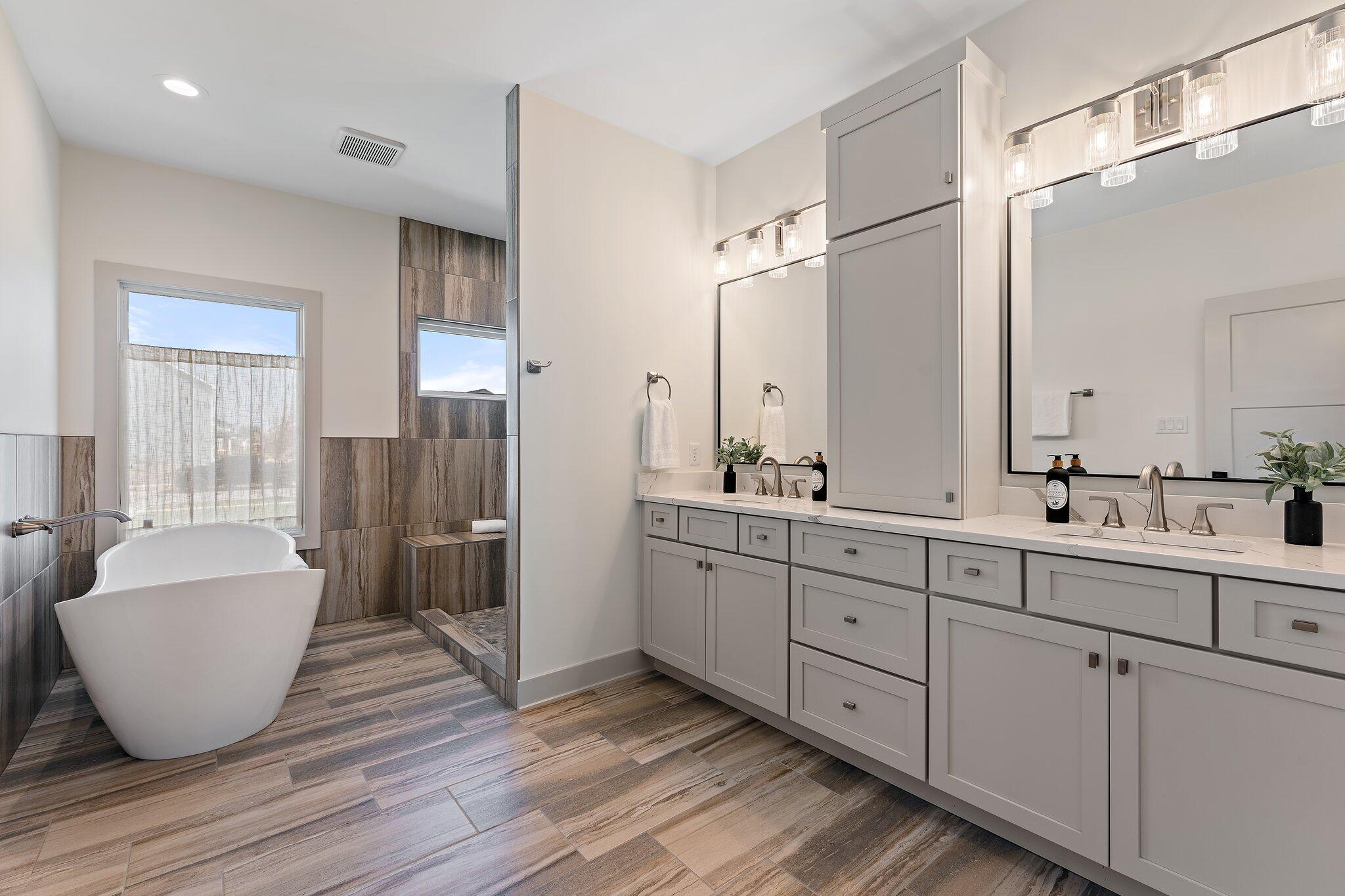 444 Donna Drive Munster, IN 46321 - Photo 36 of 63 2048x1365