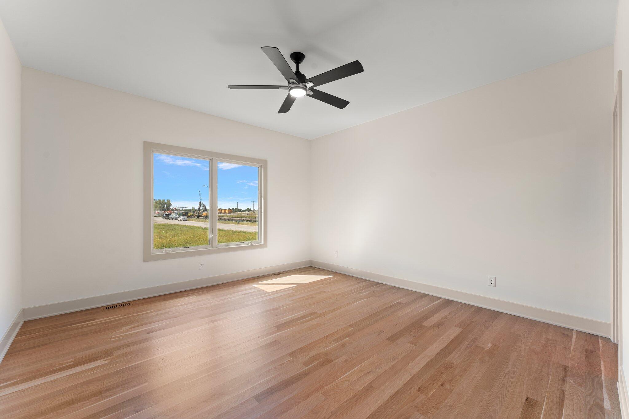 444 Donna Drive Munster, IN 46321 - Photo 43 of 63 2048x1365