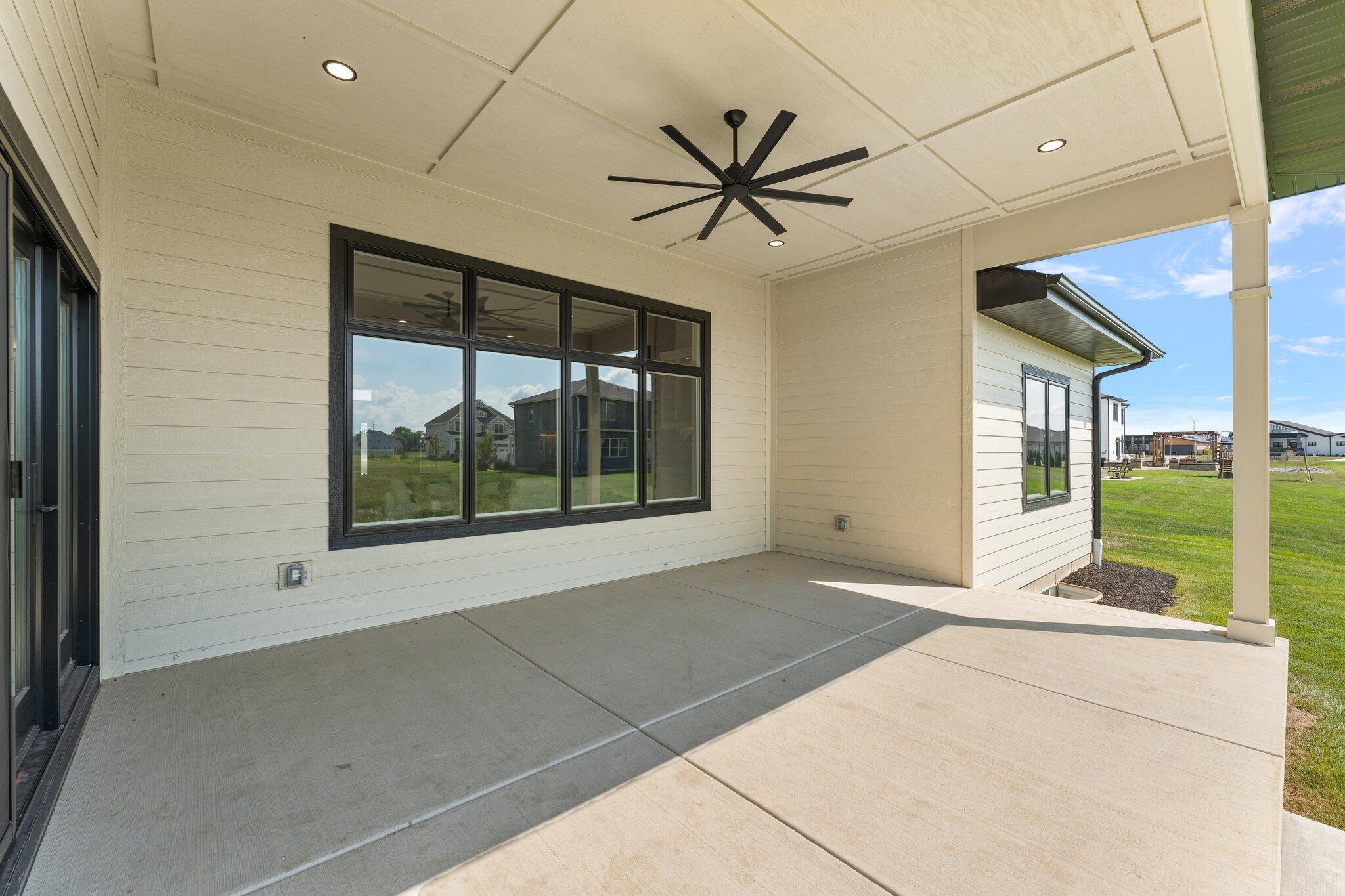 444 Donna Drive Munster, IN 46321 - Photo 57 of 63 2048x1365