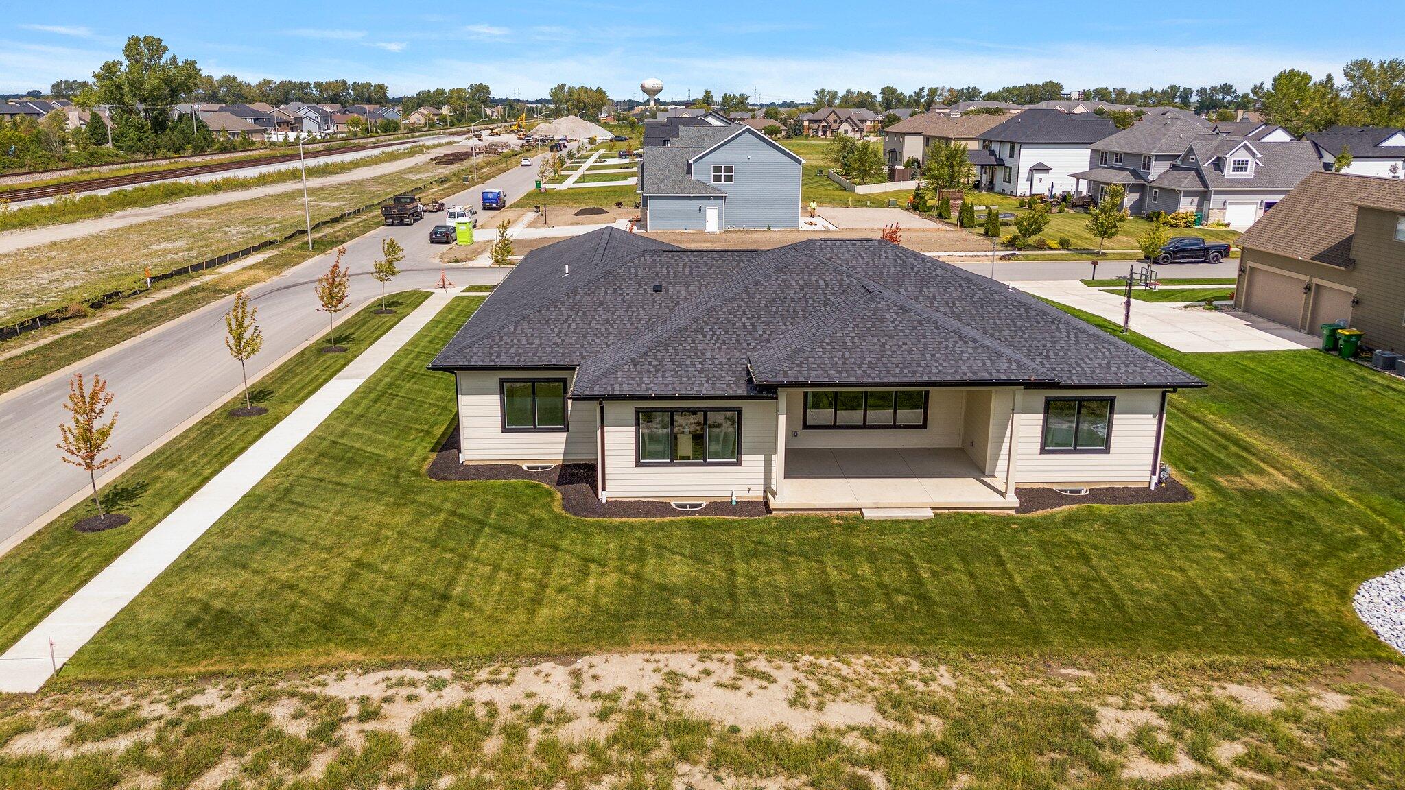 444 Donna Drive Munster, IN 46321 - Photo 61 of 63 2048x1152