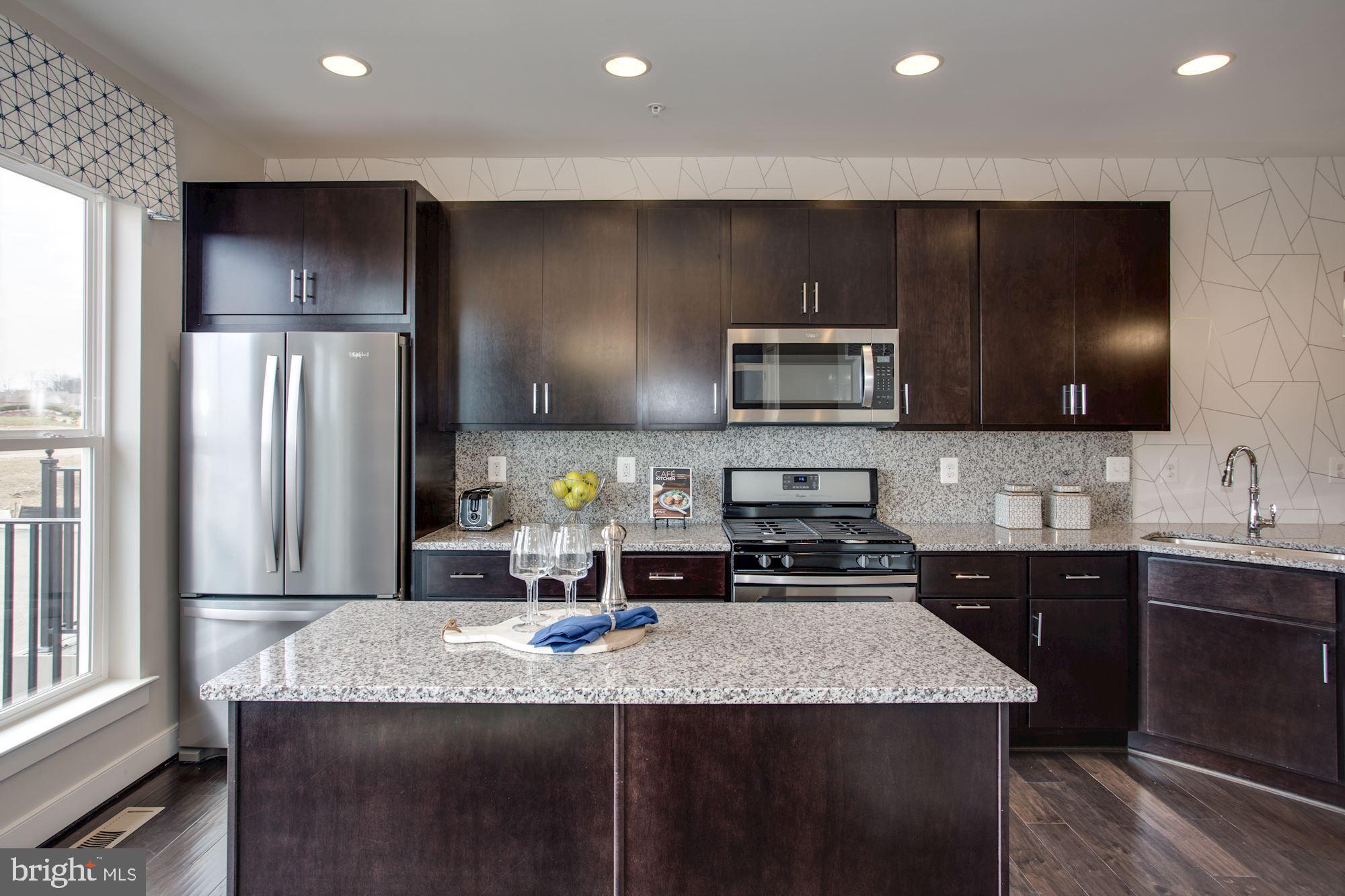 22937 Sullivans Cove Square Brambleton, VA 20148 - Photo 3 of 6